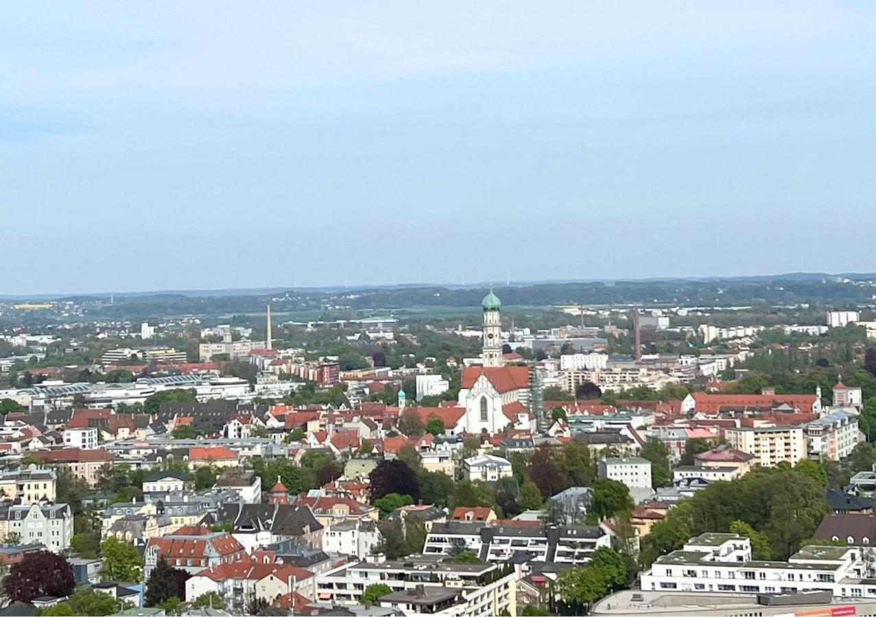 New I Great View I 32 Floor I Boxspringbed And Netflix Augsburg