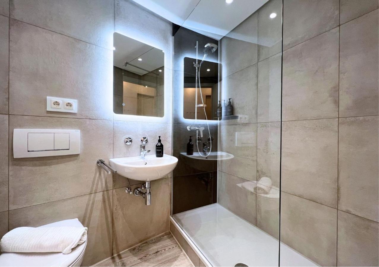 Apartment New I Great View I 32 Floor I Boxspringbed And Netflix Augsburg