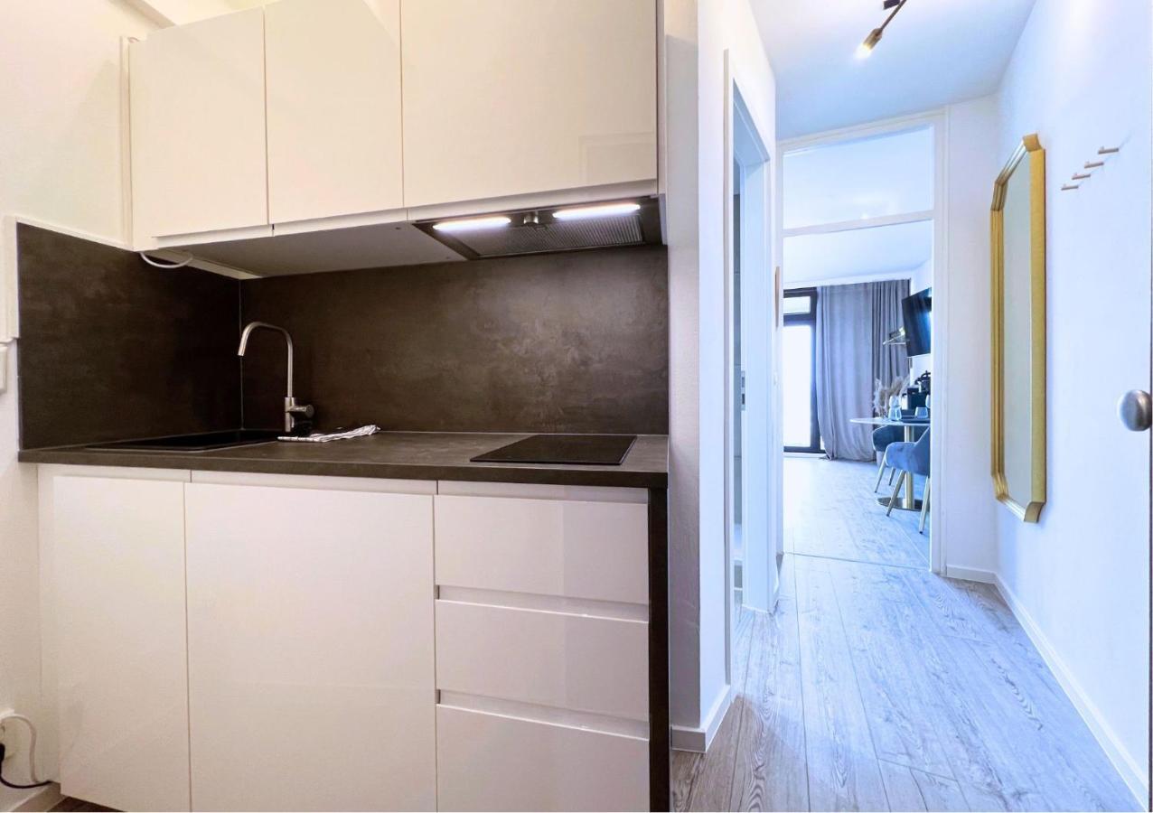 New I Great View I 32 Floor I Boxspringbed And Netflix * Augsburg
